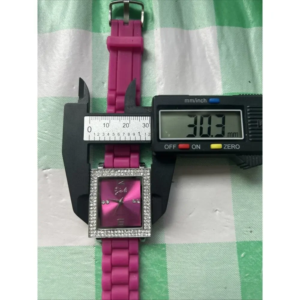 Yaki Silver Tone Pink Dial And Band Women’s Quartz Watch
